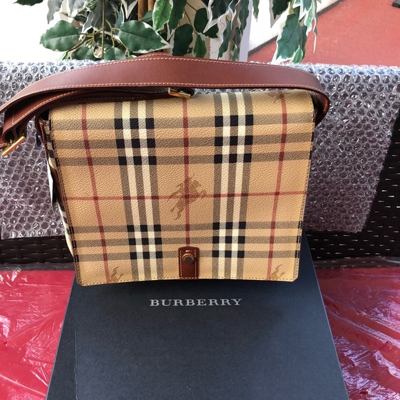 burberry sling bag men